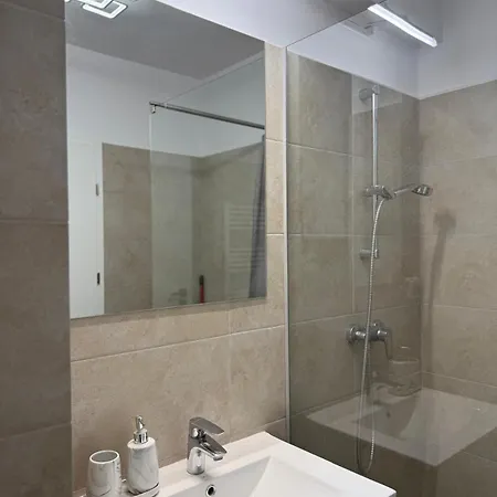 2 President Residence! Apartman Craiova